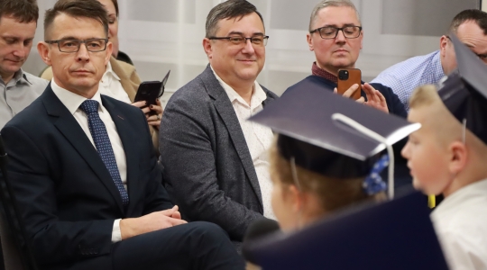 Zdjęcie 21 - Ślubowanie pierwszoklasistów w Szkole Podstawowej nr 3