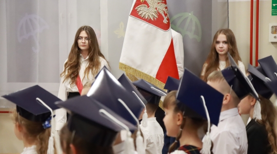 Zdjęcie 27 - Ślubowanie pierwszoklasistów w Szkole Podstawowej nr 3
