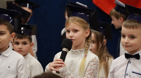 Zdjęcie 41 - Ślubowanie pierwszoklasistów w Szkole Podstawowej nr 3