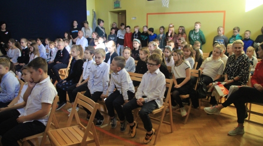 Zdjęcie 13 - Obchody Narodowego Święta Niepodległości w Szkole Podstawowej nr 2