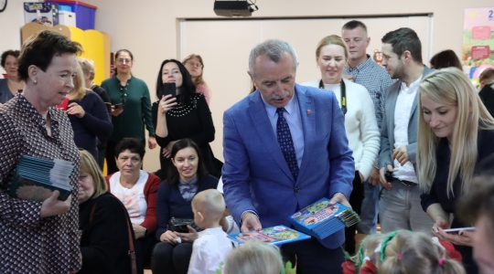 Zdjęcie 22 - Pasowanie na przedszkolaka PM nr 2
