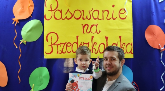 Zdjęcie 32 - Pasowanie na przedszkolaka PM nr 2