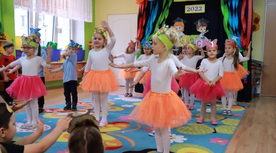 Zdjęcie 7 - Pasowanie na przedszkolaka w Przedszkolu Miejskim nr 1