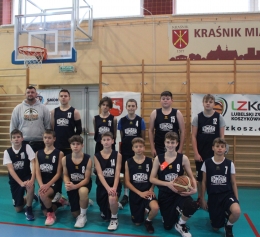 Rozgrywki U 15 UKS Biało - Czarni