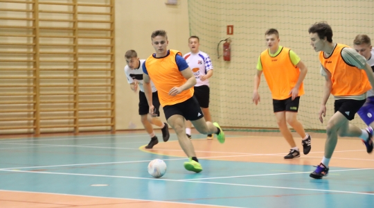 Zdjęcie 25 - Monster Team zwycięzcą II Nocnego Turnieju Halowego w Piłkę Nożną