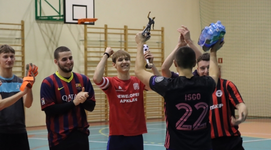 Zdjęcie 128 - Monster Team zwycięzcą II Nocnego Turnieju Halowego w Piłkę Nożną