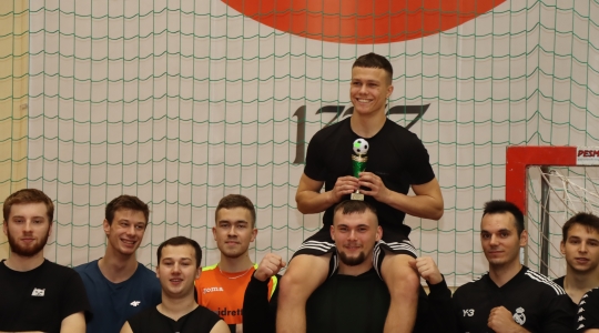 Zdjęcie 130 - Monster Team zwycięzcą II Nocnego Turnieju Halowego w Piłkę Nożną