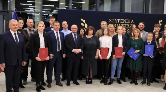 Zdjęcie 34 - Stypendia naukowe i artystyczne Burmistrza Miasta Kraśnik za rok szkolny 2021/2022 cz. 1