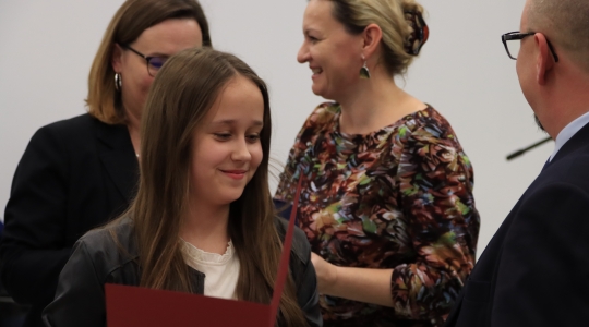 Zdjęcie 51 - Stypendia naukowe i artystyczne Burmistrza Miasta Kraśnik za rok szkolny 2021/2022 cz. 1