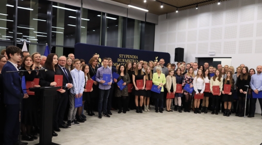Zdjęcie 52 - Stypendia naukowe i artystyczne Burmistrza Miasta Kraśnik za rok szkolny 2021/2022 cz. 1