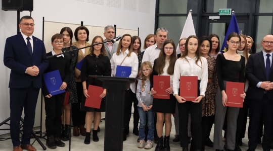 Zdjęcie 79 - Stypendia naukowe i artystyczne Burmistrza Miasta Kraśnik za rok szkolny 2021/2022 cz. 1