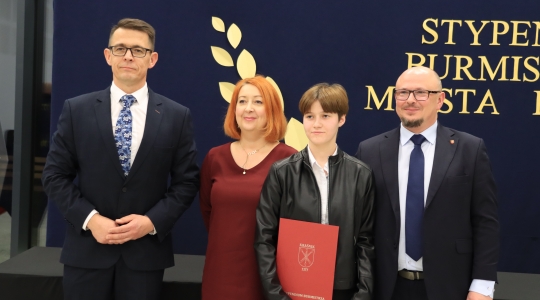 Zdjęcie 91 - Stypendia naukowe i artystyczne Burmistrza Miasta Kraśnik za rok szkolny 2021/2022 cz. 1