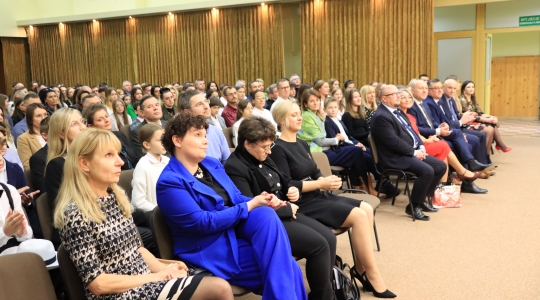 Zdjęcie 5 - Stypendia naukowe i artystyczne Burmistrza Miasta Kraśnik za rok szkolny 2021/2022 cz. 2
