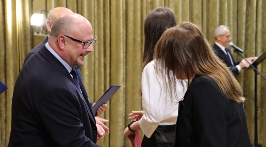 Zdjęcie 43 - Stypendia naukowe i artystyczne Burmistrza Miasta Kraśnik za rok szkolny 2021/2022 cz. 2