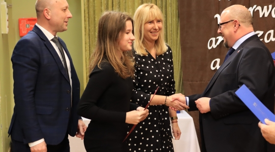 Zdjęcie 54 - Stypendia naukowe i artystyczne Burmistrza Miasta Kraśnik za rok szkolny 2021/2022 cz. 2