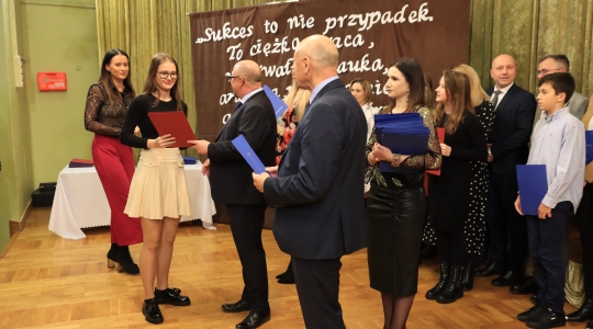 Zdjęcie 55 - Stypendia naukowe i artystyczne Burmistrza Miasta Kraśnik za rok szkolny 2021/2022 cz. 2