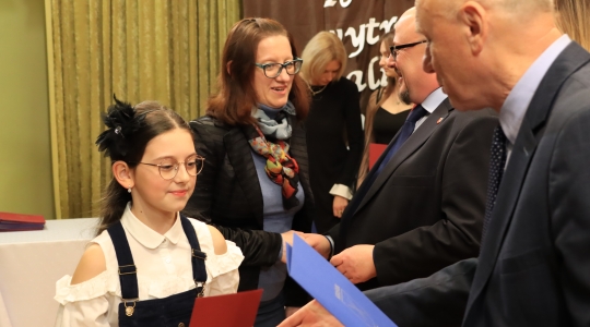 Zdjęcie 60 - Stypendia naukowe i artystyczne Burmistrza Miasta Kraśnik za rok szkolny 2021/2022 cz. 2