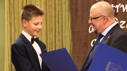 Zdjęcie 70 - Stypendia naukowe i artystyczne Burmistrza Miasta Kraśnik za rok szkolny 2021/2022 cz. 2