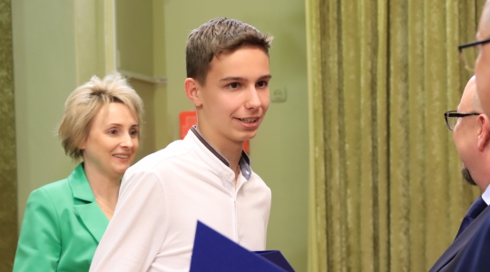 Zdjęcie 74 - Stypendia naukowe i artystyczne Burmistrza Miasta Kraśnik za rok szkolny 2021/2022 cz. 2