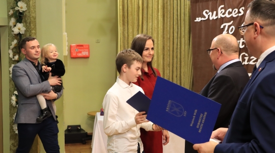 Zdjęcie 83 - Stypendia naukowe i artystyczne Burmistrza Miasta Kraśnik za rok szkolny 2021/2022 cz. 2