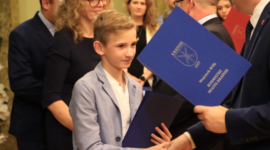 Zdjęcie 95 - Stypendia naukowe i artystyczne Burmistrza Miasta Kraśnik za rok szkolny 2021/2022 cz. 2