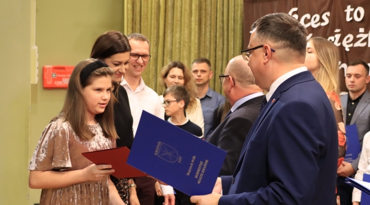 Zdjęcie 97 - Stypendia naukowe i artystyczne Burmistrza Miasta Kraśnik za rok szkolny 2021/2022 cz. 2
