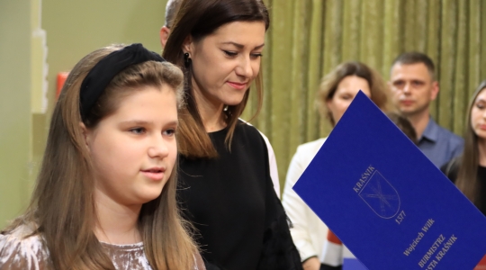 Zdjęcie 98 - Stypendia naukowe i artystyczne Burmistrza Miasta Kraśnik za rok szkolny 2021/2022 cz. 2