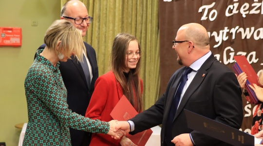 Zdjęcie 112 - Stypendia naukowe i artystyczne Burmistrza Miasta Kraśnik za rok szkolny 2021/2022 cz. 2
