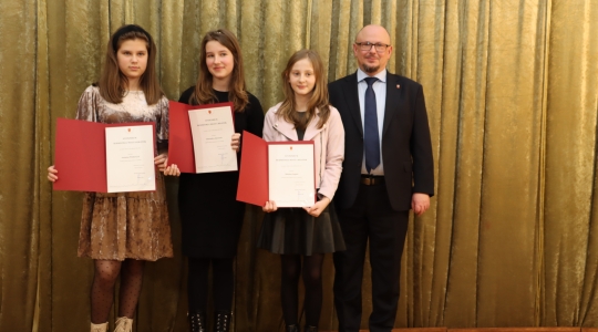 Zdjęcie 155 - Stypendia naukowe i artystyczne Burmistrza Miasta Kraśnik za rok szkolny 2021/2022 cz. 2