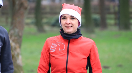 Zdjęcie 16 - II Charytatywny Bieg Mikołajkowy Fundacji Sport&Reha Kids