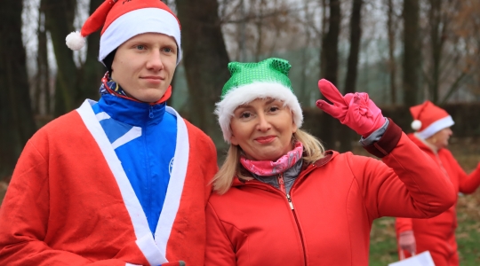 Zdjęcie 37 - II Charytatywny Bieg Mikołajkowy Fundacji Sport&Reha Kids
