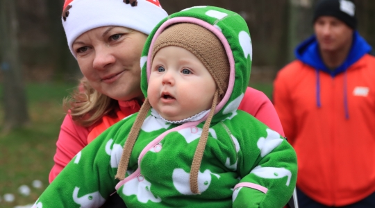 Zdjęcie 38 - II Charytatywny Bieg Mikołajkowy Fundacji Sport&Reha Kids