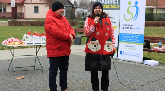 Zdjęcie 39 - II Charytatywny Bieg Mikołajkowy Fundacji Sport&Reha Kids