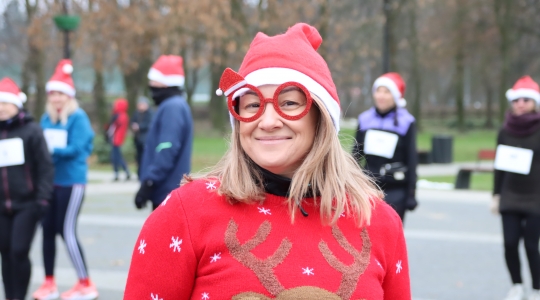 Zdjęcie 47 - II Charytatywny Bieg Mikołajkowy Fundacji Sport&Reha Kids