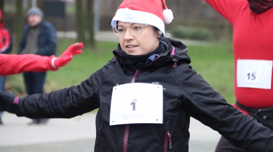 Zdjęcie 52 - II Charytatywny Bieg Mikołajkowy Fundacji Sport&Reha Kids
