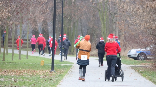 Zdjęcie 72 - II Charytatywny Bieg Mikołajkowy Fundacji Sport&Reha Kids