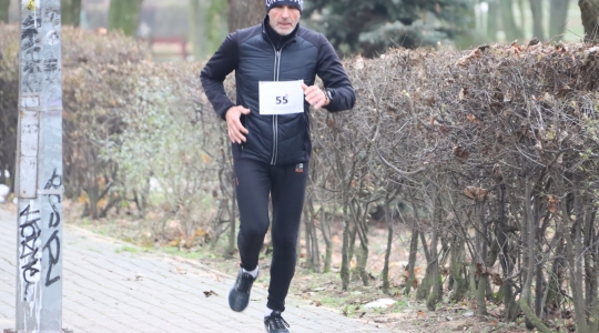 Zdjęcie 76 - II Charytatywny Bieg Mikołajkowy Fundacji Sport&Reha Kids