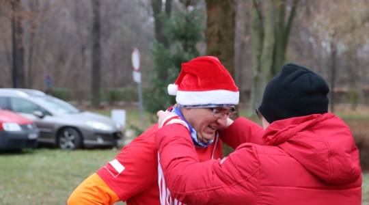 Zdjęcie 106 - II Charytatywny Bieg Mikołajkowy Fundacji Sport&Reha Kids