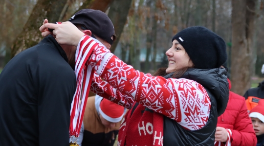 Zdjęcie 111 - II Charytatywny Bieg Mikołajkowy Fundacji Sport&Reha Kids