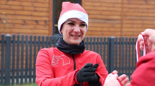 Zdjęcie 114 - II Charytatywny Bieg Mikołajkowy Fundacji Sport&Reha Kids