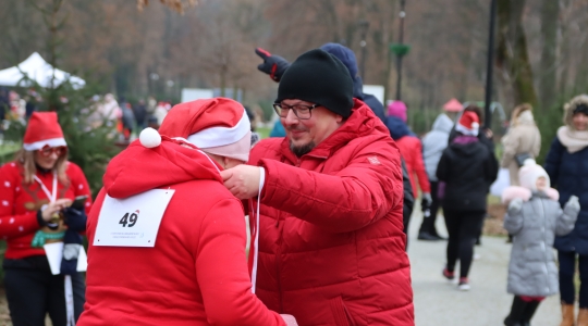 Zdjęcie 115 - II Charytatywny Bieg Mikołajkowy Fundacji Sport&Reha Kids