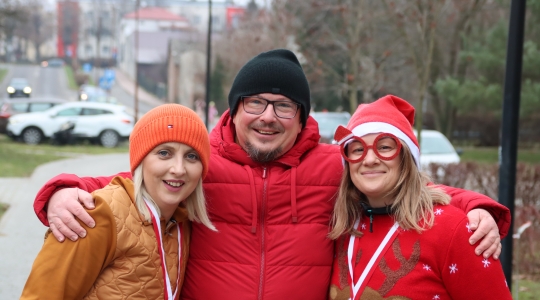 Zdjęcie 117 - II Charytatywny Bieg Mikołajkowy Fundacji Sport&Reha Kids