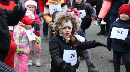 Zdjęcie 149 - II Charytatywny Bieg Mikołajkowy Fundacji Sport&Reha Kids