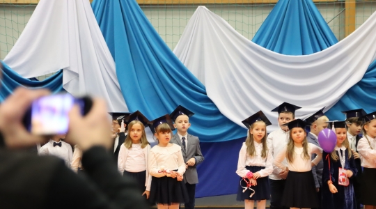 Zdjęcie 4 - Ślubowanie klas I w Szkole Podstawowej nr 6