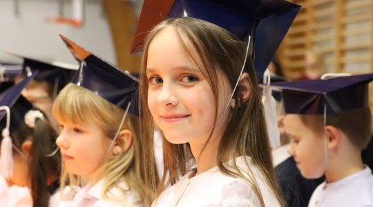 Zdjęcie 7 - Ślubowanie klas I w Szkole Podstawowej nr 6