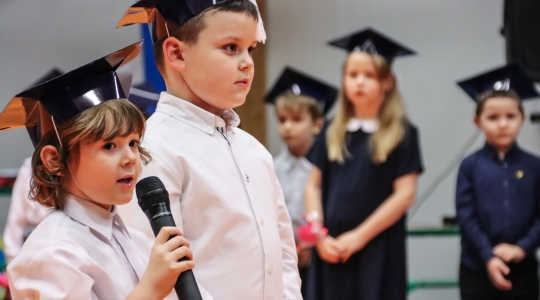 Zdjęcie 50 - Ślubowanie klas I w Szkole Podstawowej nr 6