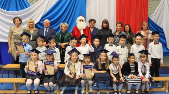Zdjęcie 101 - Ślubowanie klas I w Szkole Podstawowej nr 6