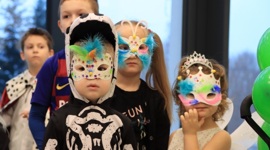 Zdjęcie 13 - I Charytatywny Bal Karnawałowy Fundacji Sport&Reha Kids