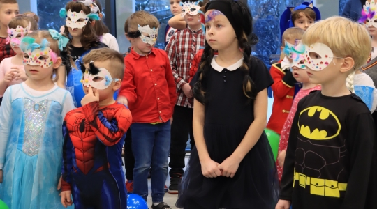 Zdjęcie 14 - I Charytatywny Bal Karnawałowy Fundacji Sport&Reha Kids