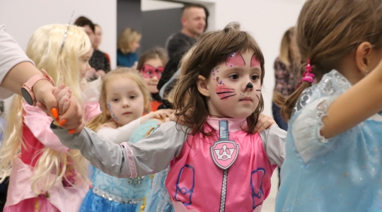 Zdjęcie 85 - I Charytatywny Bal Karnawałowy Fundacji Sport&Reha Kids